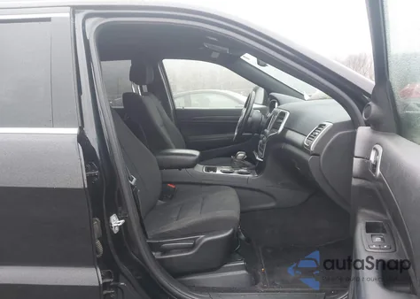 2018 Jeep Grand Cherokee Laredo E 4X4 from USA, damaged, VIN 1C4RJFAG5JC180546